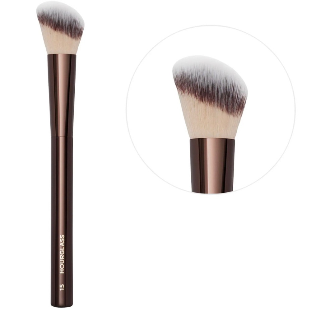 HOURGLASS Liquid Blush & Blush Brush set - Picture 9 of 9
